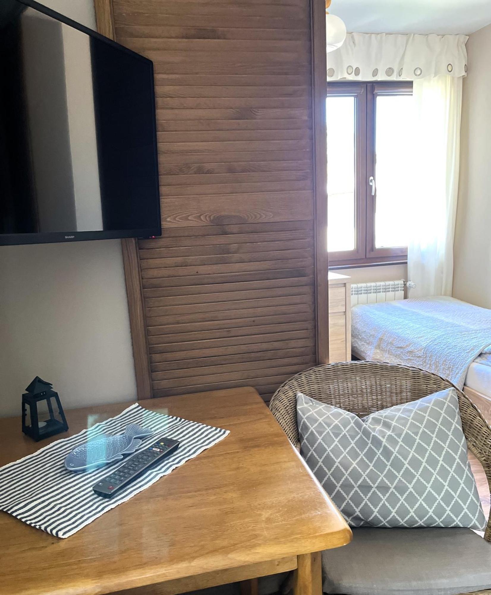 Apartamenty & Spa Villa 28 โปเบียโรโว ภายนอก รูปภาพ